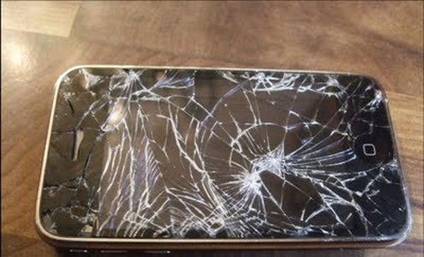 #01 Zerstörte iPhones