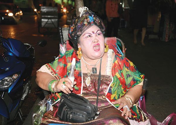 #14 Crazy Street Fashion