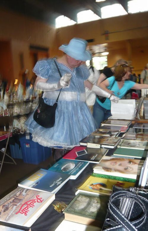 #19 Crazy Street Fashion