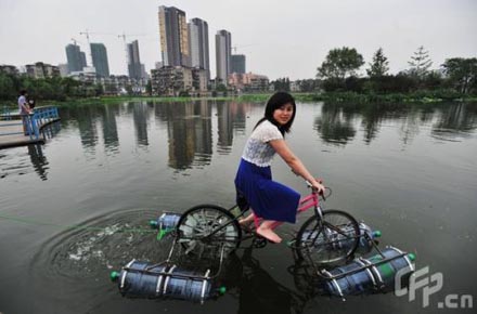 Mit dem Fahrrad übers Wasser