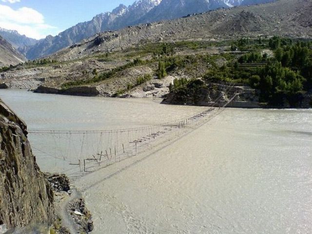 Hussaini Brücke in Pakistan