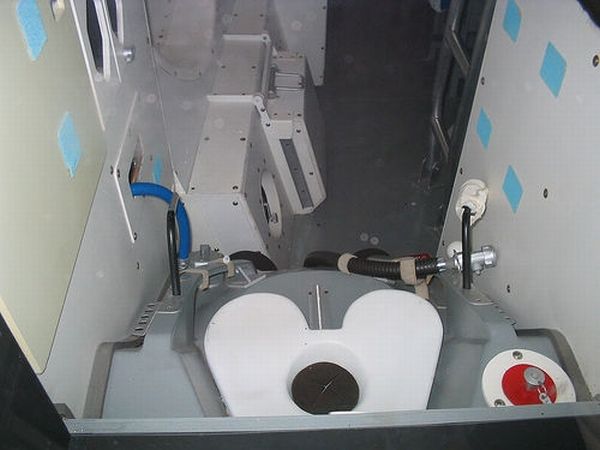 Toiletten auf der Raumstation ISS