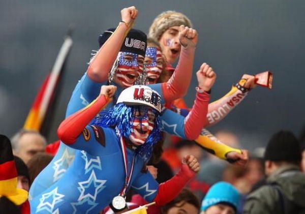 #12 Olympia Fans 2010