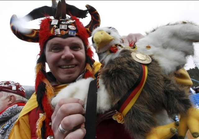 #29 Olympia Fans 2010