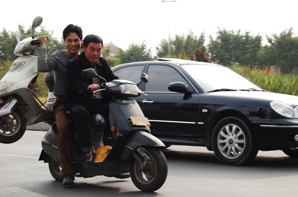 #02 Roller transportieren in China