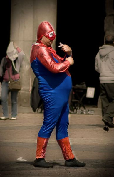 #28 Dicke Superhelden