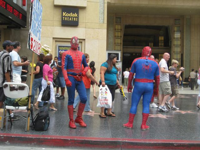 #38 Dicke Superhelden