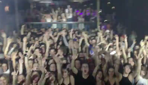 Wenn der DJ das Publikum trollt