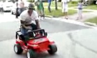Motorrad vs Jeep