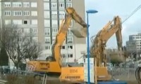 Ein Gebäude zum Einsturz bringen
