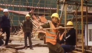 Kleines Tänzchen auf der Baustelle