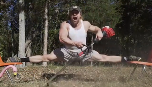 Ein Ami bei der Gartenarbeit