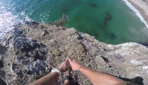 Von der Klippe springen