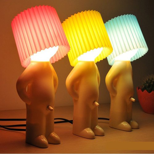 Schüchterner Junge Lampe Schüchterner Junge Lampe