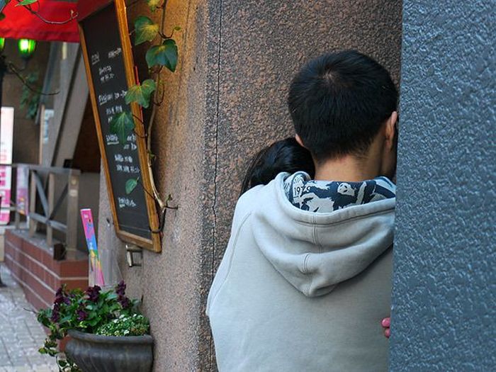 Keine echte Freundin?