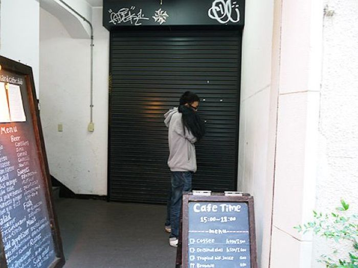 Keine echte Freundin?