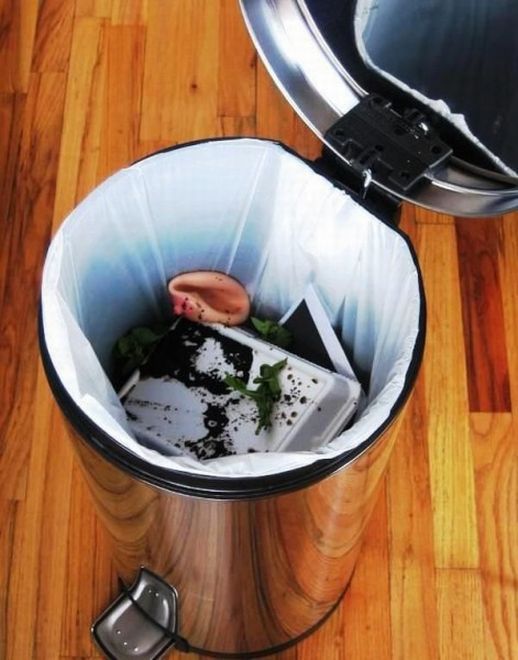 Brüste im Kühlschrank