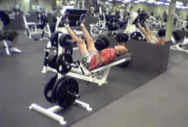 Sportsfreunde im Fitnesscenter