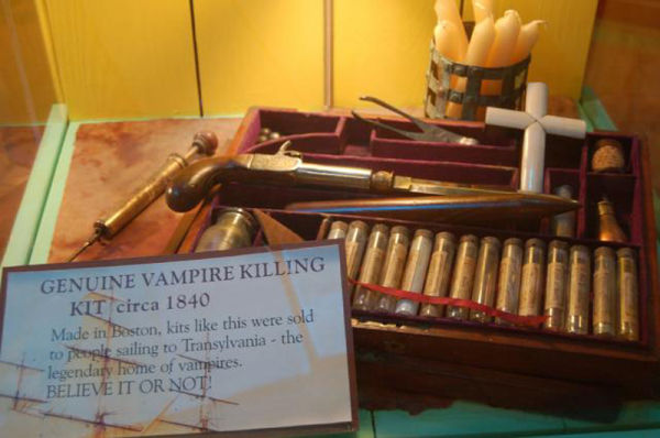 Arbeitswerkzeug für Vampirjäger