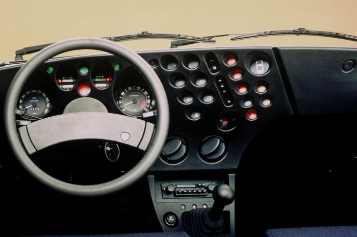 Interessante und verrückte Cockpits