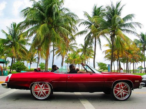 Amerikanische Fahrzeuge mit coolen Felgen