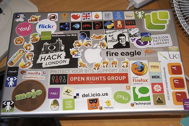 Beklebte Laptops