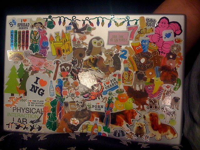 Beklebte Laptops