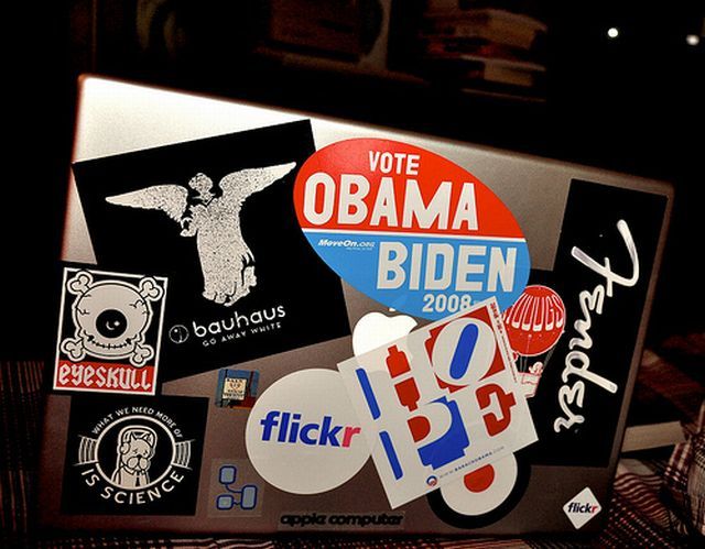 Beklebte Laptops