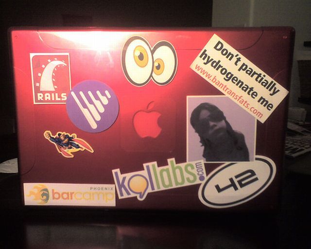 Beklebte Laptops