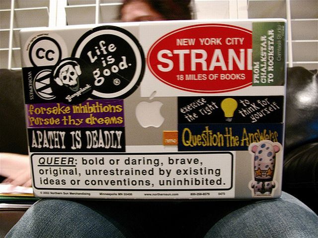 Beklebte Laptops