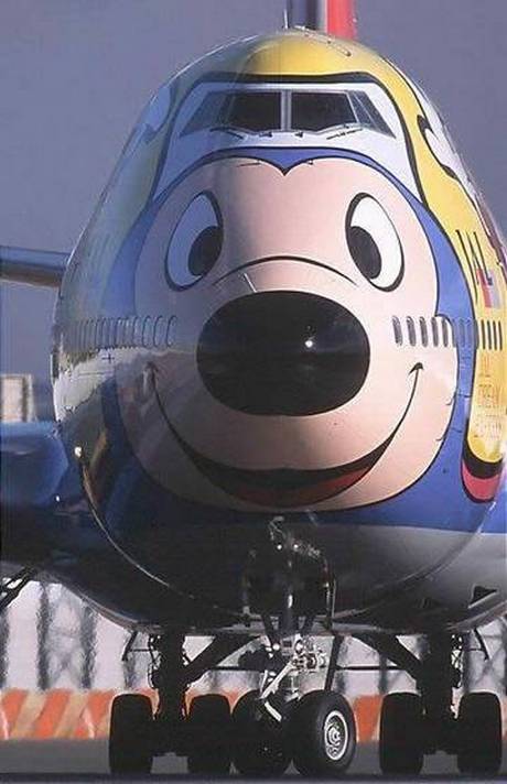 Coole Flugzeug-Lackierungen