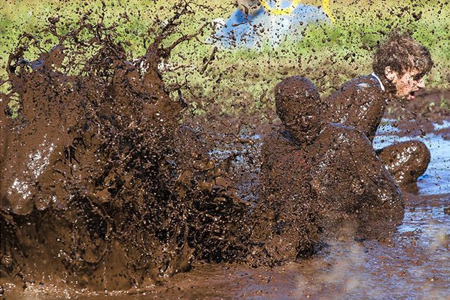 Schlamm-Fussball Weltmeisterschaft