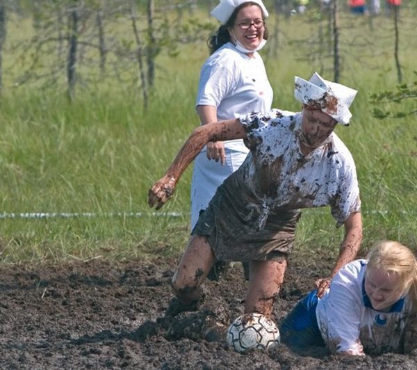Schlamm-Fussball Weltmeisterschaft