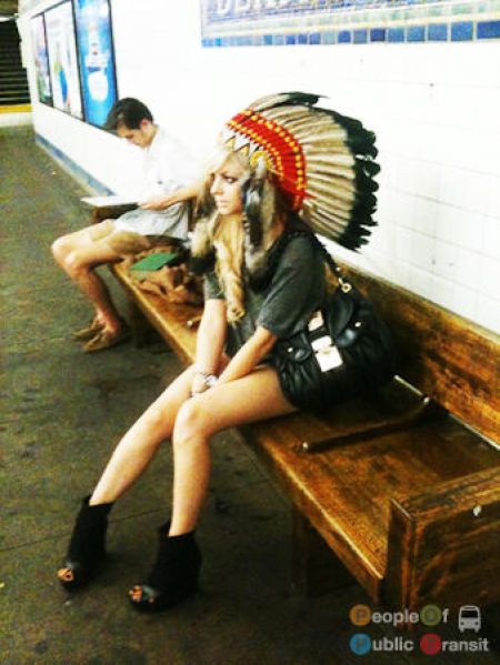 Lustige und verrückte Leute in der U-Bahn 4