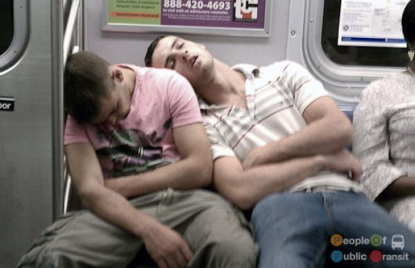 Lustige und verrückte Leute in der U-Bahn 4