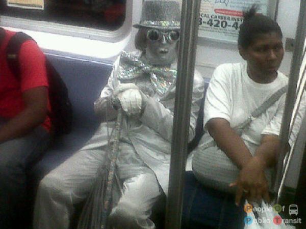 Lustige und verrückte Leute in der U-Bahn 4