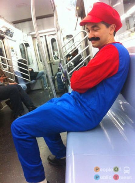 Lustige und verrückte Leute in der U-Bahn 4