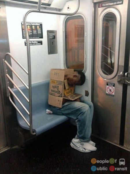 Lustige und verrückte Leute in der U-Bahn 4