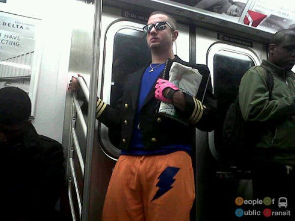 Lustige und verrückte Leute in der U-Bahn 4