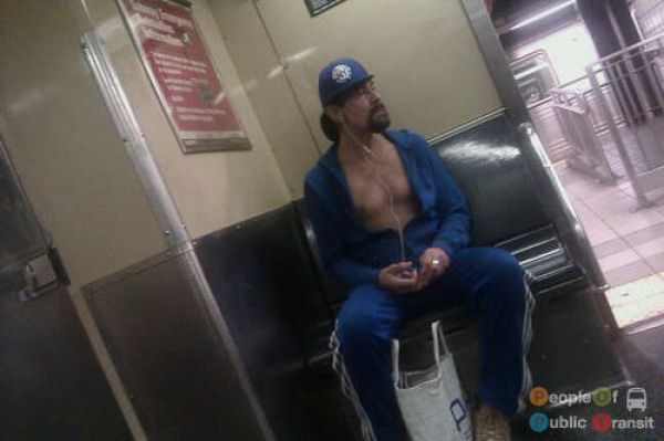 Lustige und verrückte Leute in der U-Bahn 4