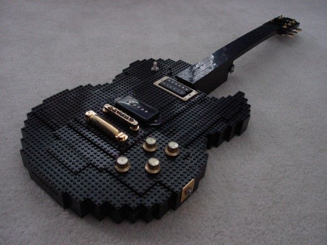 Total verrückte Gitarren