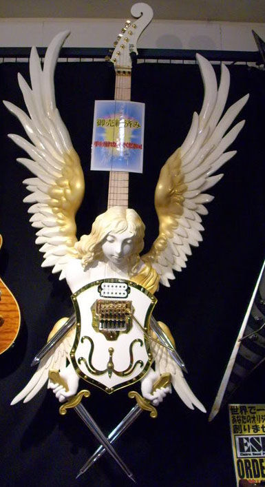 Total verrückte Gitarren