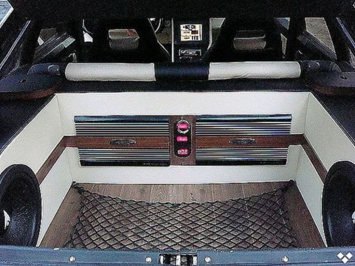 Ukrainischer Mustang der Marke Eigenbau