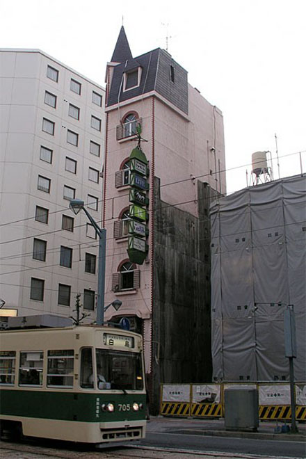 Schlanke Häuser