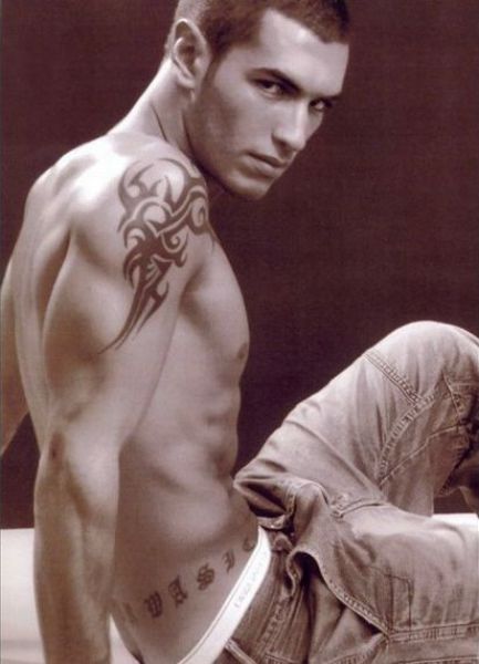 Schöne Männer für unsere Damen