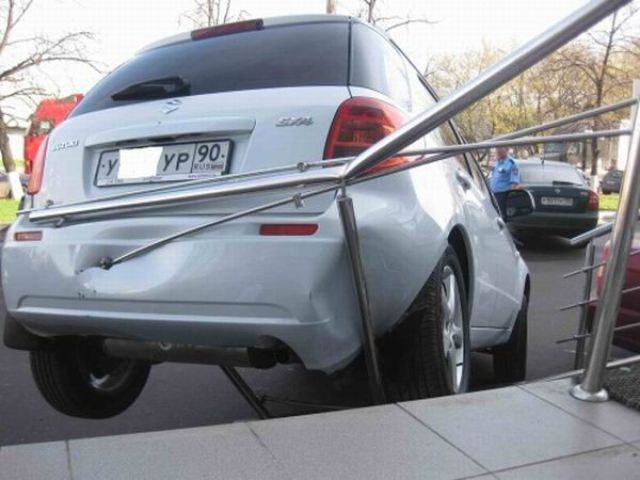 Wenn Frau auf der Treppe parkt