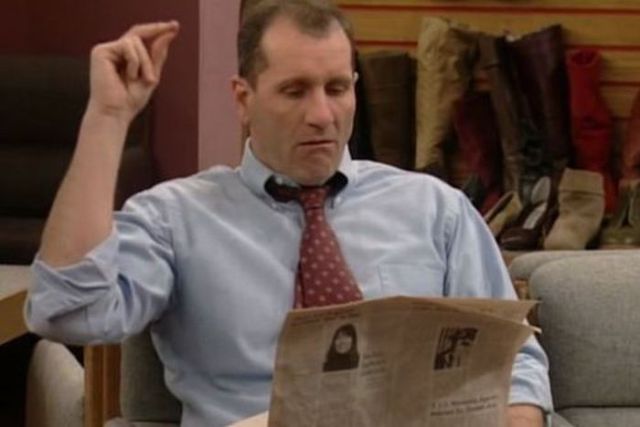 Zeitung lesen in Serien und Filmen