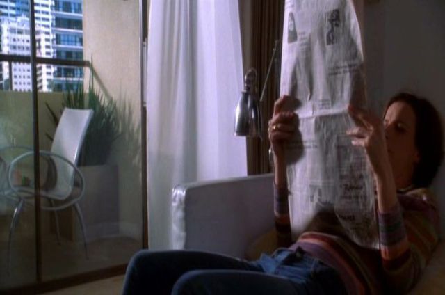Zeitung lesen in Serien und Filmen