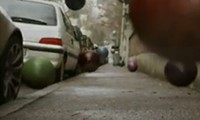 Bowlingkugeln vs Autos