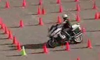 Ein Officer und sein Bike